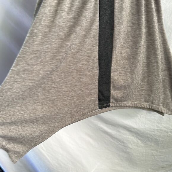 Racer back adjustable sharkbite swing hem dressy tank - Picture 4 of 5